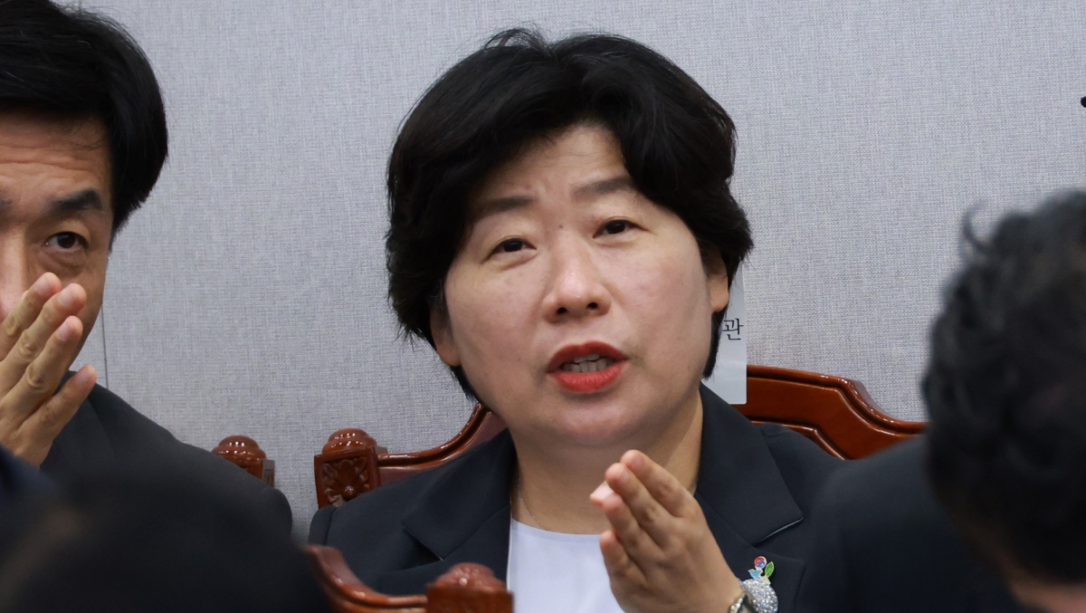 청와대 참모 재산 봤더니…재산 1위는 92억 신고한 ‘이 사람’   