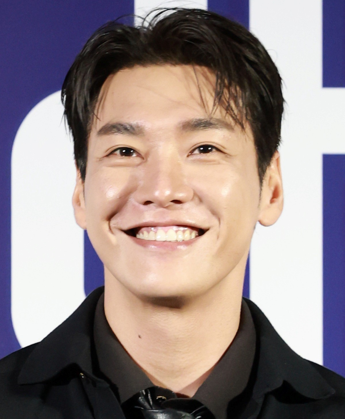 배우 김영광이 지난해 서울 용산구 CGV용산아이파크몰에서 열린 영화 '퍼스트 라이드'(감독 남대중) 제작보고회에 참석해 포즈를 취하고 있다. / 뉴스1