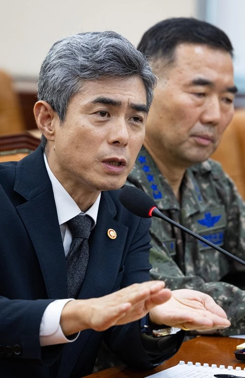 강신철 국방부장관, 진영승 합참의장 / 뉴스1