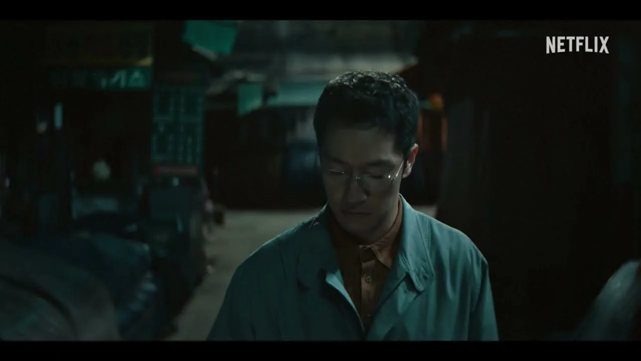 예고편이 보여준 사건 현장과 단서 / 드라마 '푸른길' 영상 화면 (영상=넷플릭스 코리아)