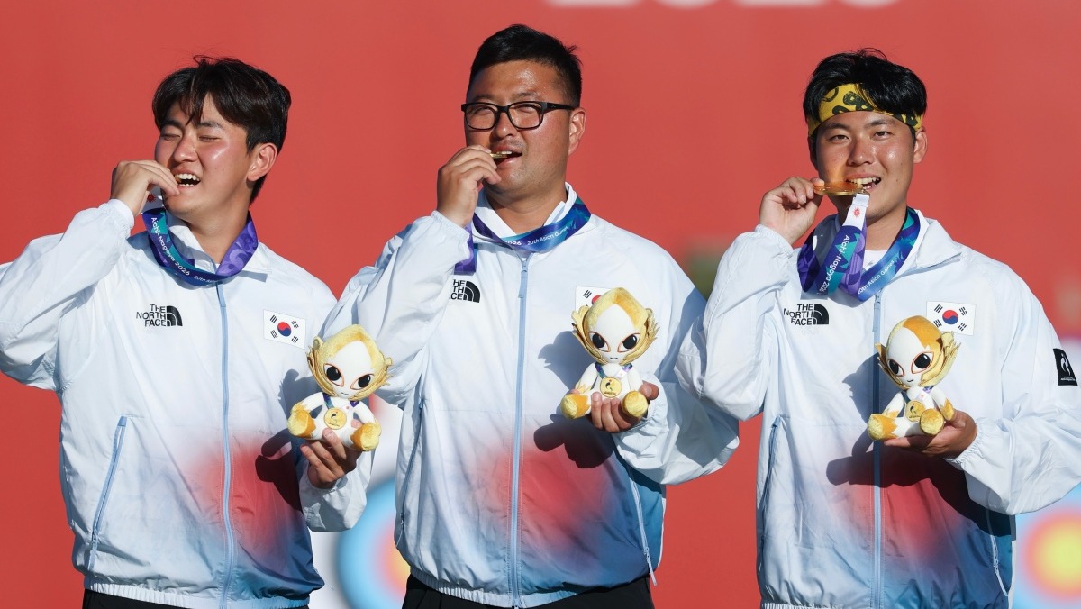 한국 양궁이 해냈다…남자 단체전서 인도 5-1로 꺾고 '금메달' 