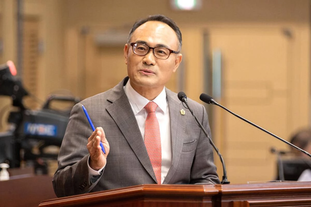 도정질문을 하고 있는 황재철 도의원 / 경북도의회