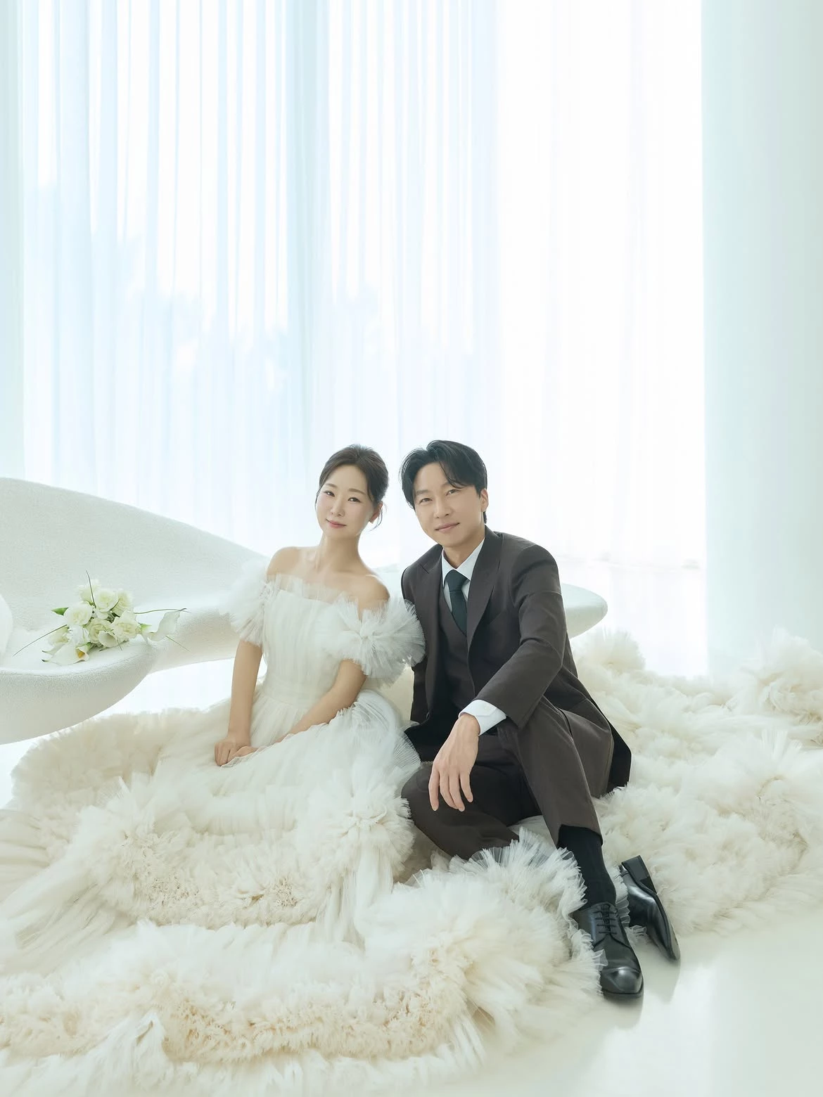 '나는 솔로' 26기 영수- 영숙 결혼 화보 5. / 영숙 인스타그램