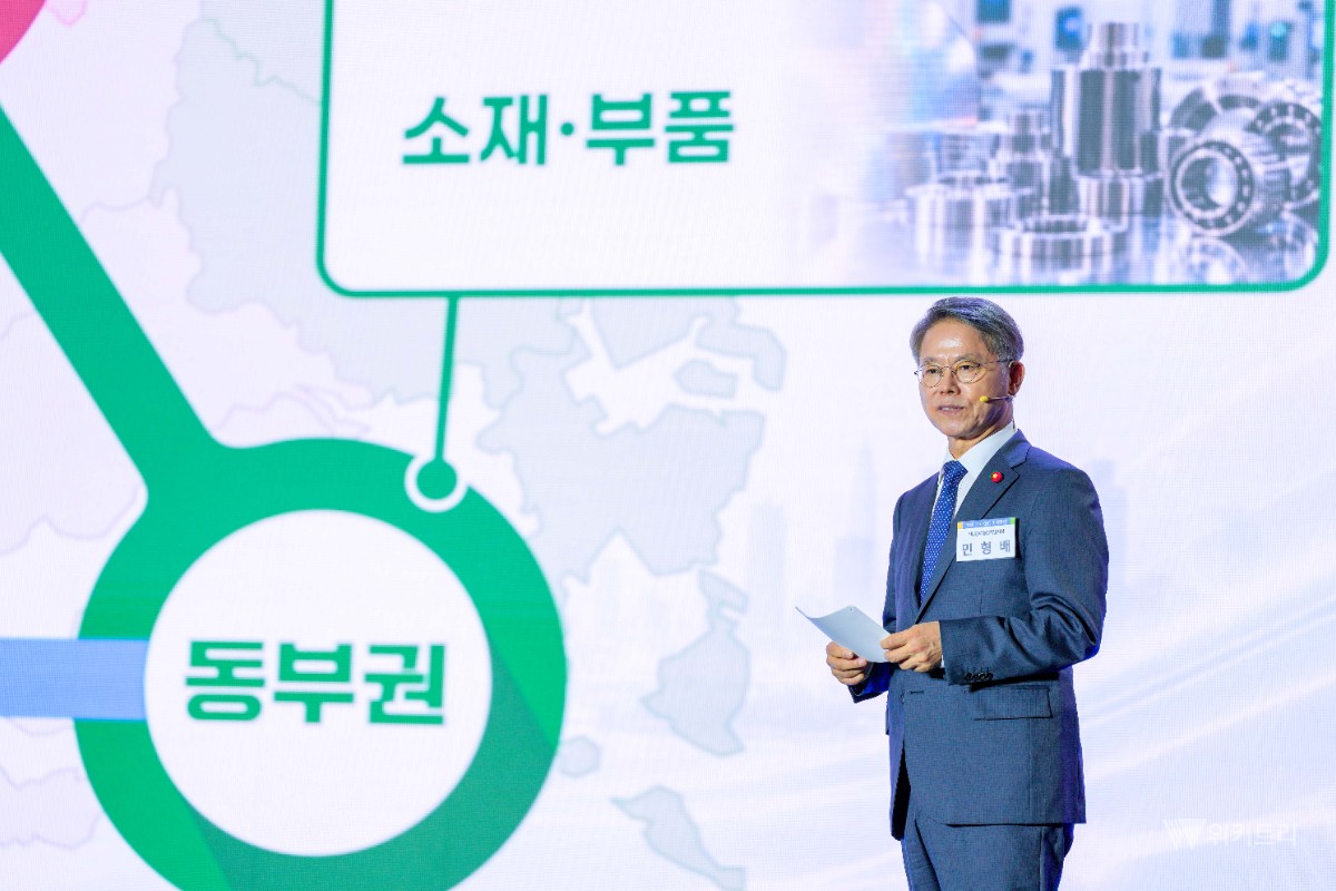 민형배 시장 “광주·전남 산업 연결해 성장동력 키운다”
