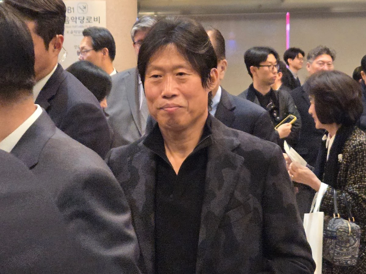 배우 유해진이 지난 2월 서울 서초구 예술의전당 콘서트홀에서 열린 아산 정주영 서거 25주기 추모 음악회에 참석하고 있다. / 뉴스1