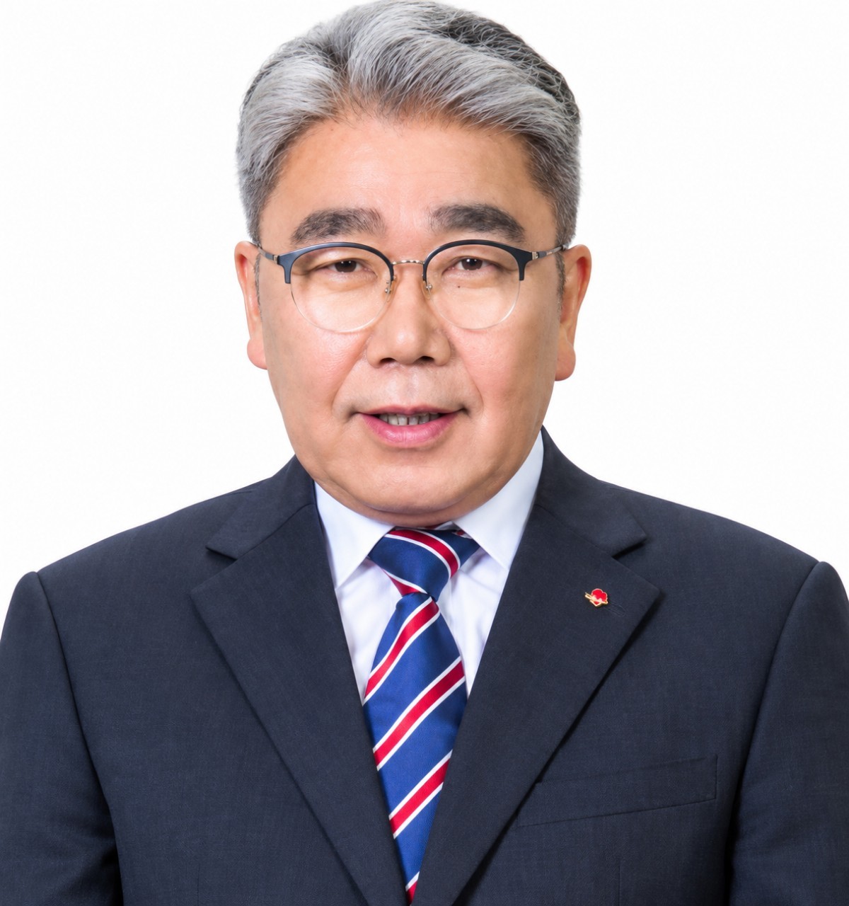 하동근 한국지역난방공사 사장. 1953년생인 하사장은 경기 성남시에서 오랫동안 시민·환경 운동을 해 온 인물이다. 김현지 청와대 제1부속실장과는 김 실장 결혼식 때 주례를 설 정도로 인연이 깊다. / 한국지역난방공사 홈페이지