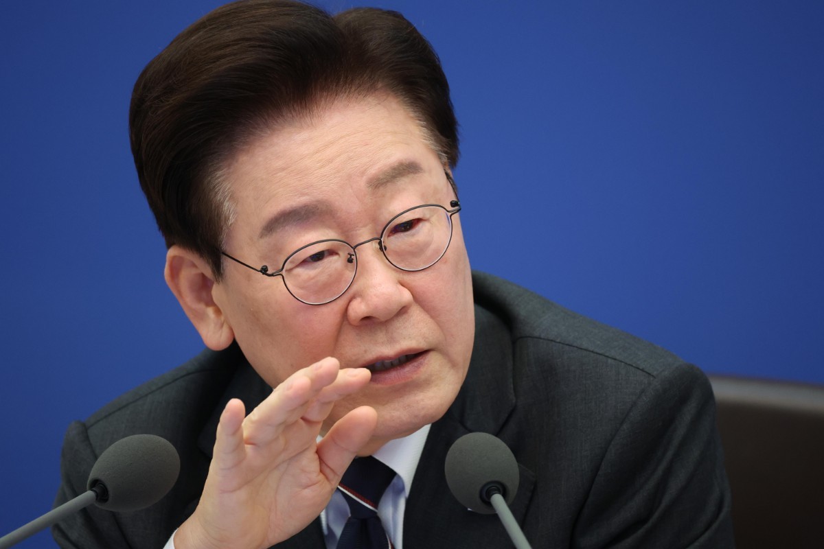이재명 대통령이 6일 청와대에서 열린 국무회의에서 발언을 하고 있다. / 뉴스1
