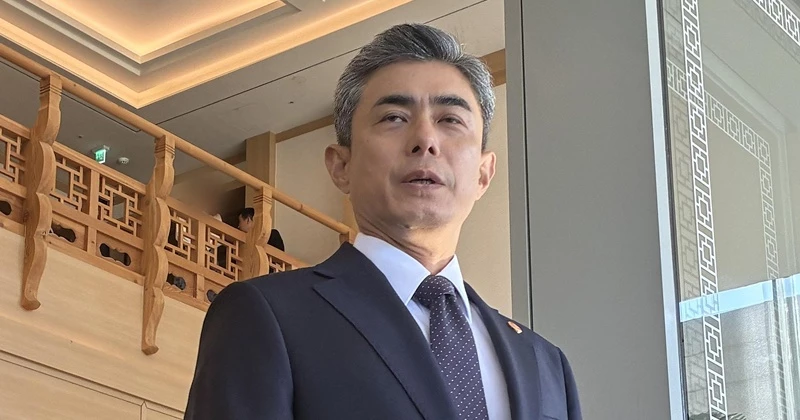 강신철 국방부장관 / 뉴스1