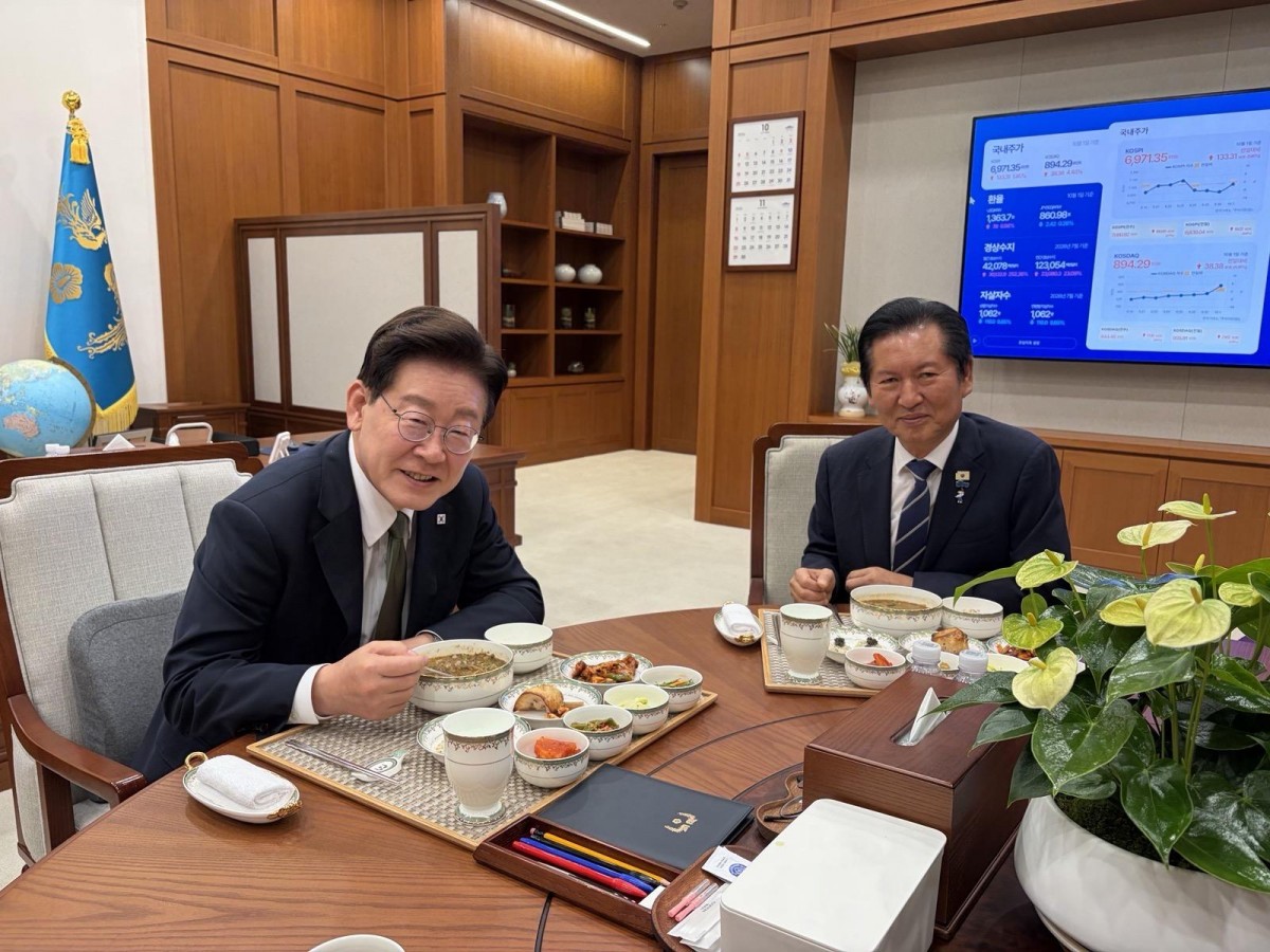 "이 대통령-정청래 갈등, 말로 수습할 수 있는 단계 넘어섰다"