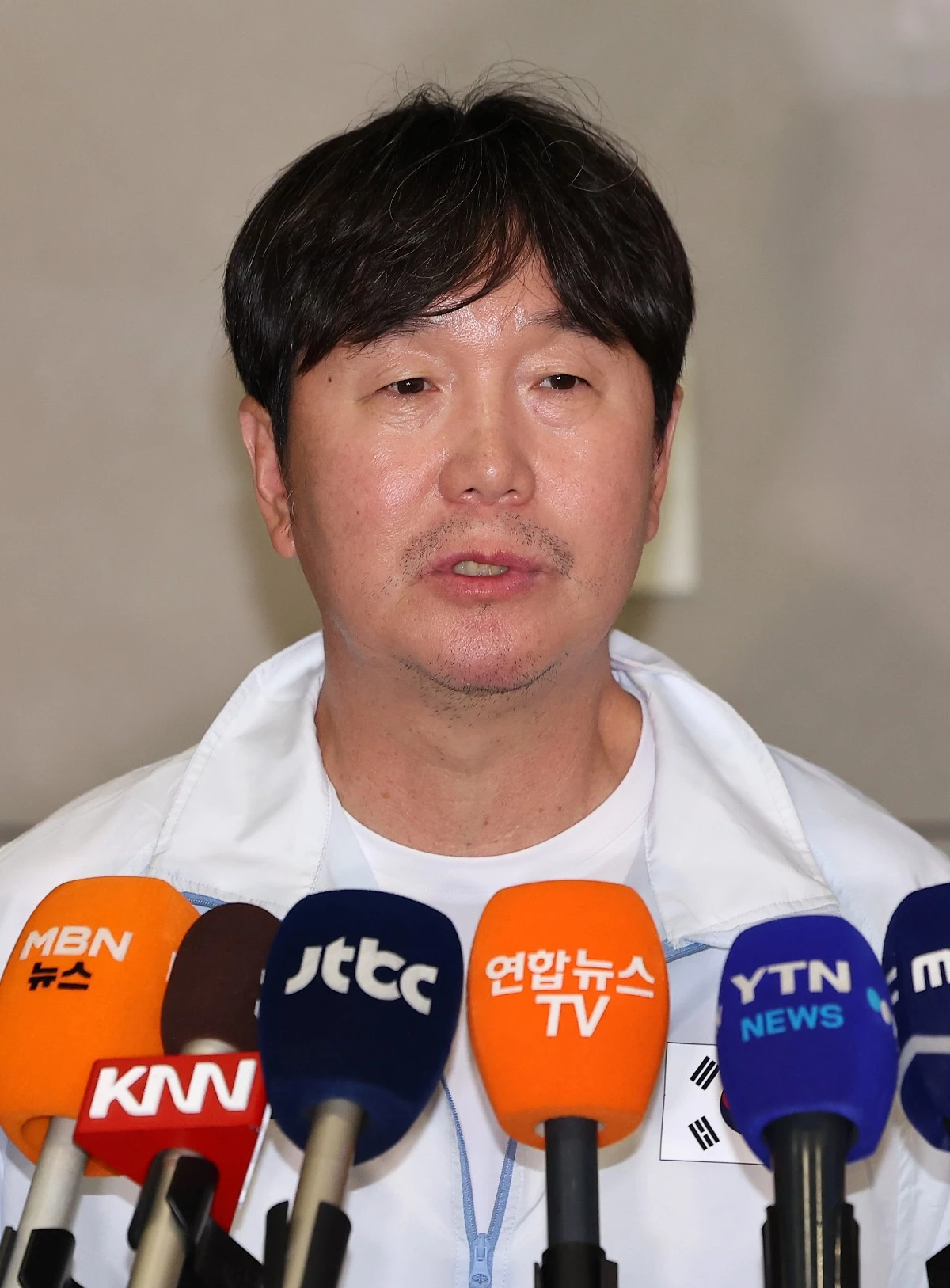 2026 아이치 나고야 아시안게임 금메달로 이끈 류지현 감독. / 뉴스1
