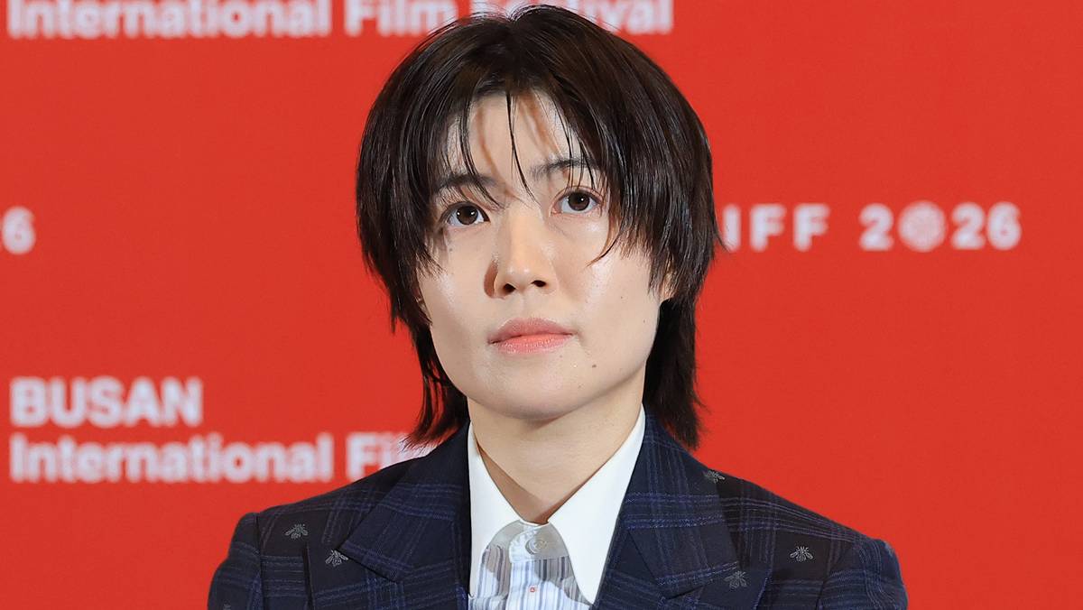 심은경 향해 ‘암살자(들)’ 돌발 질문 터지자…부국제서 벌어진 일