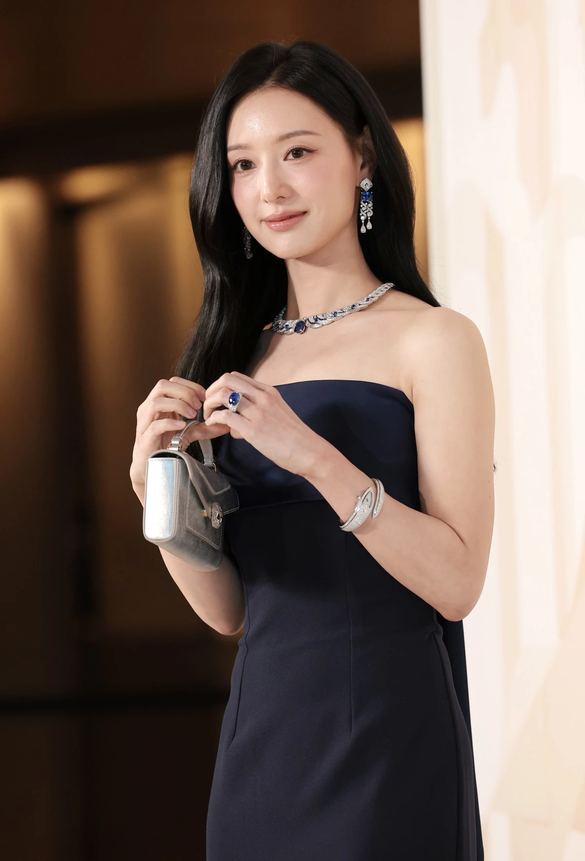 배우 김지원이 지난 5월 서울 광진구 비스타 워커힐 서울에서 열린 한 주얼리 포토 행사에 참석해 포즈를 취하고 있다. / 뉴스1