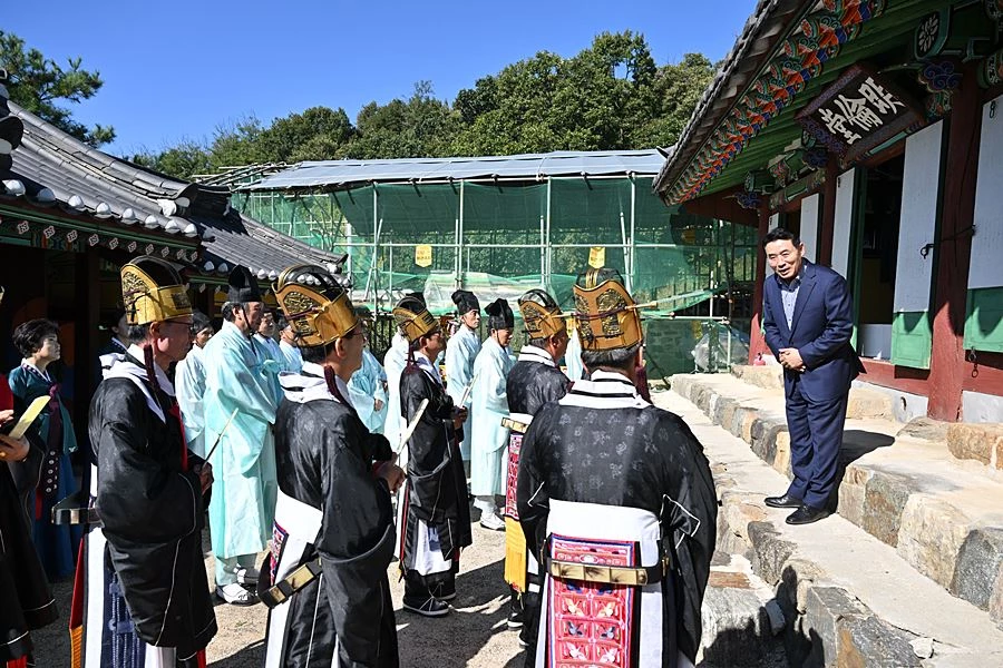 '인과 예의 정신 다음 세대로' 포천향교, 추기 석전대제 거행