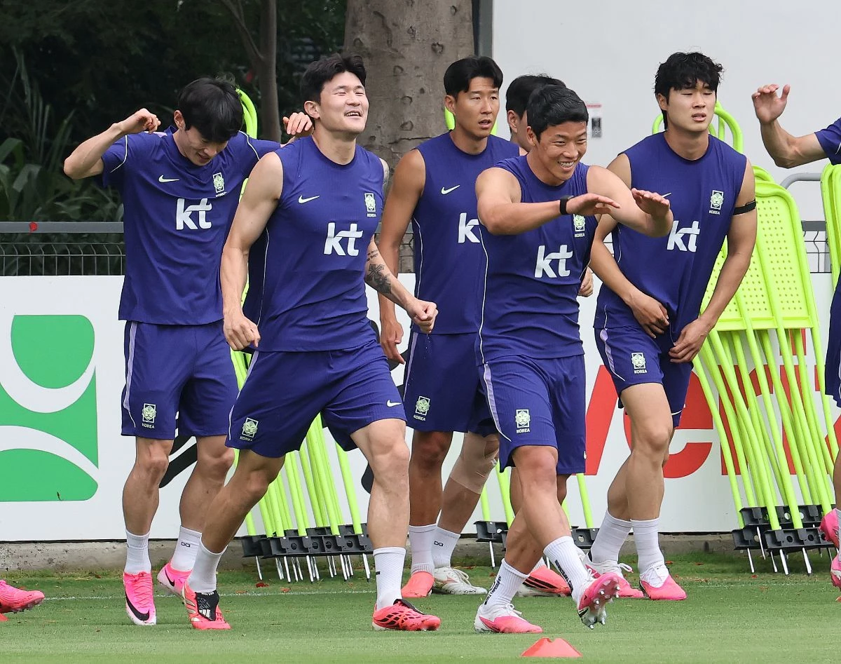 훈련 중인 대한민국 축구대표팀 선수들 / 뉴스1