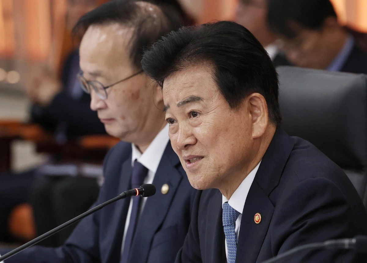 정동영 통일부 장관이 7일 서울 종로구 통일부 남북회담본부에서 열린 국회 외교통일위원회의 통일부 등에 대한 국정감사에서 의원 질의에 답변하고 있다.  / 뉴스1