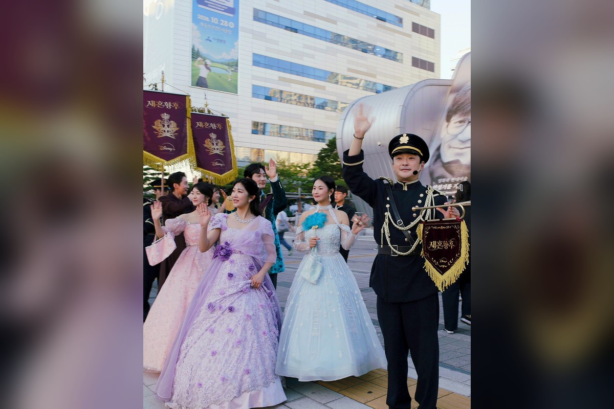 ‘재혼 황후’ 부국제서 첫선…신민아·주지훈·이종석·이세영, 전석 매진 뚫고 부산 떴다