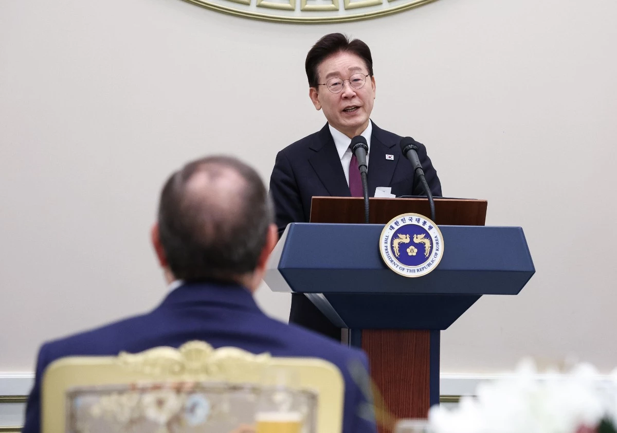 이재명 대통령이 8일 청와대에서 열린 압델파타 알시시 이집트 대통령 방한 국빈 오찬에서 발언을 하고 있다. / 뉴스1