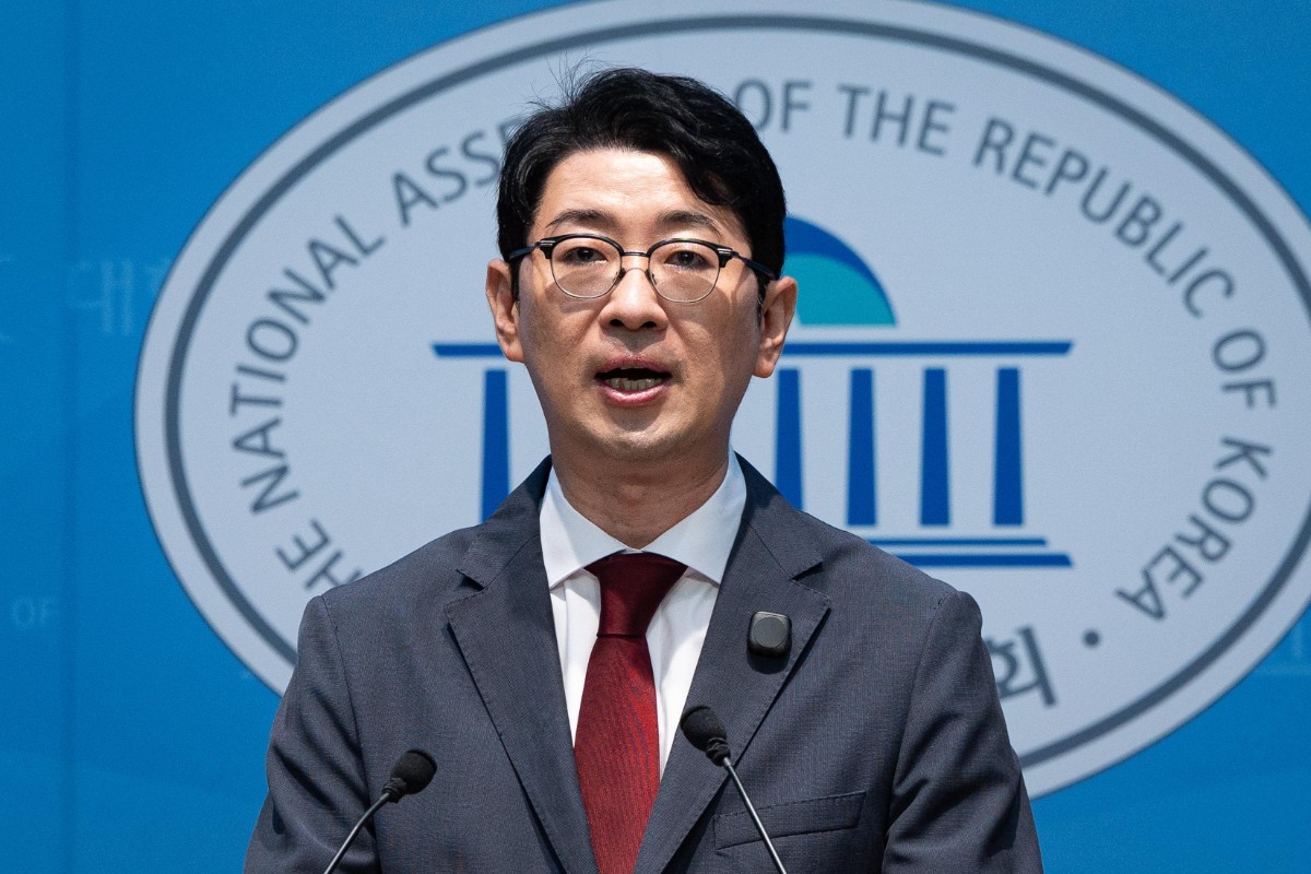 주진우 국민의힘 의원이 9월 13일 서울 여의도 국회 소통관에서 김승원 법무부 장관 후보자 가족 조합의 방과후활동서비스 제공기관 지정시 평가점수 조작 관련 고발 기자회견을 하고 있다. /뉴스1