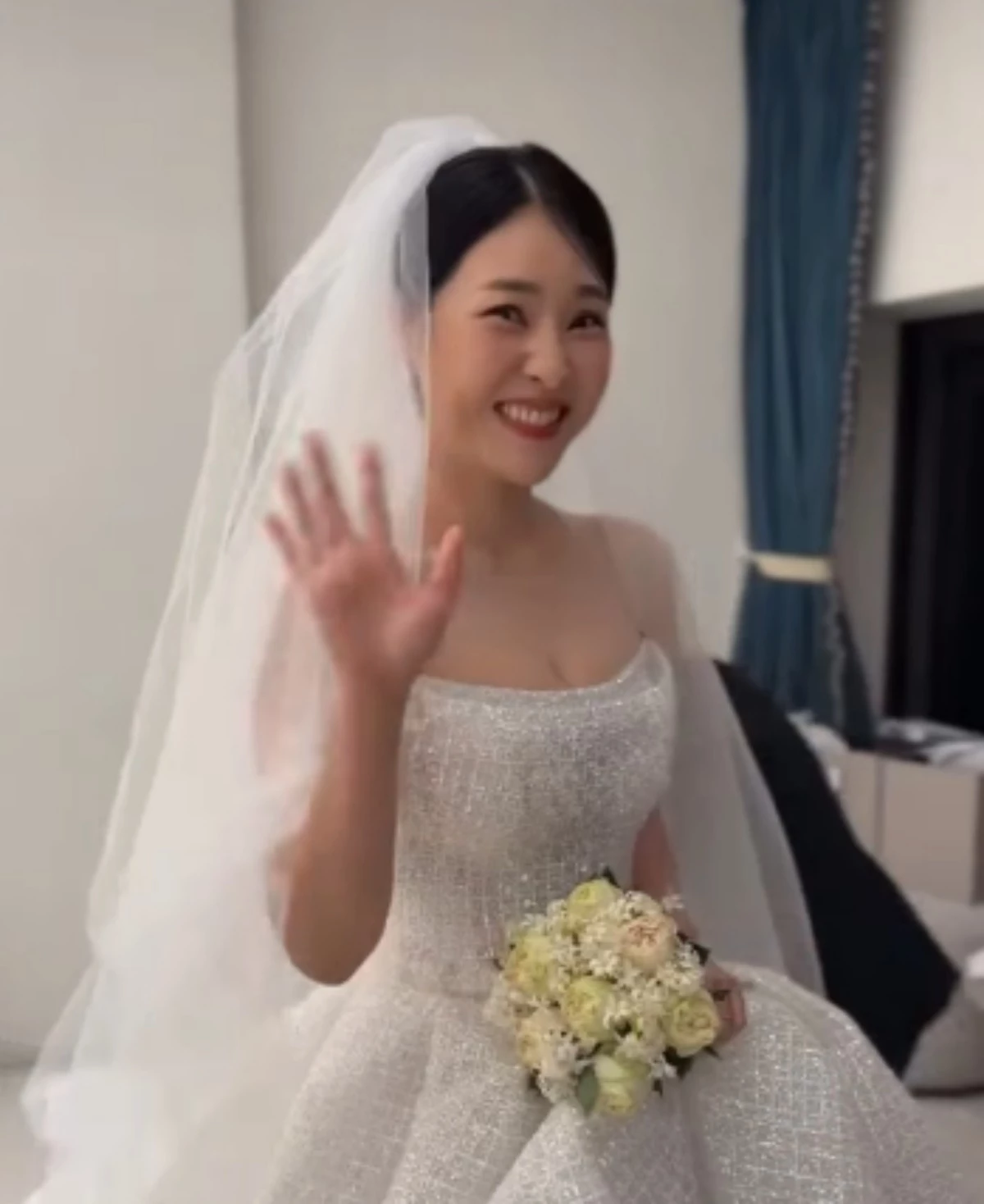 유부녀 대열에 합류한 한윤서. / 한윤서 인스타그램