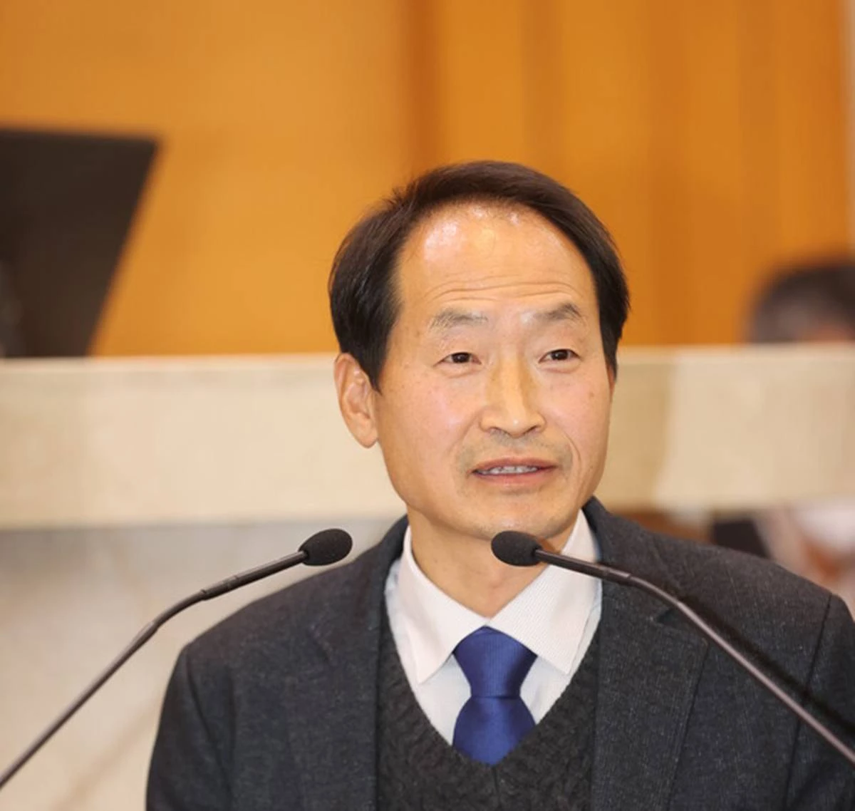 최광열 포항시의원은 12일 포항시의회 정례회 5분자유발언을 통해 '시민의 세금으로 추진되는 포항의 지역축제가 공정하고 투명하게 운영돼 그 성과가 지역사회로 환원돼야 한다'고 주장했다./포항시의회