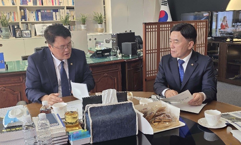 황인호, 문체부 찾아 363억 체육센터 건립 국비 지원 요청