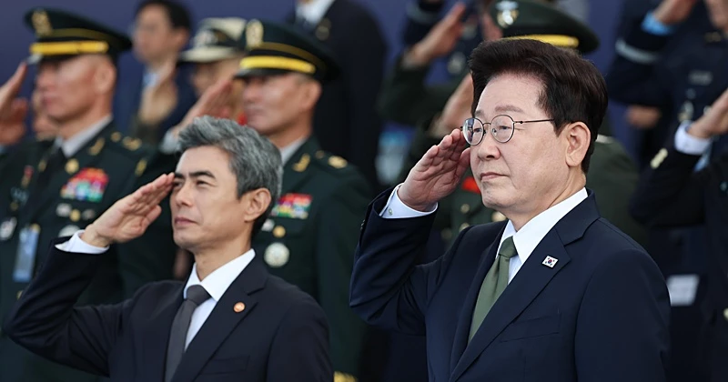 국군의 날 행사에 참석한 이재명 대통령 / 뉴스1