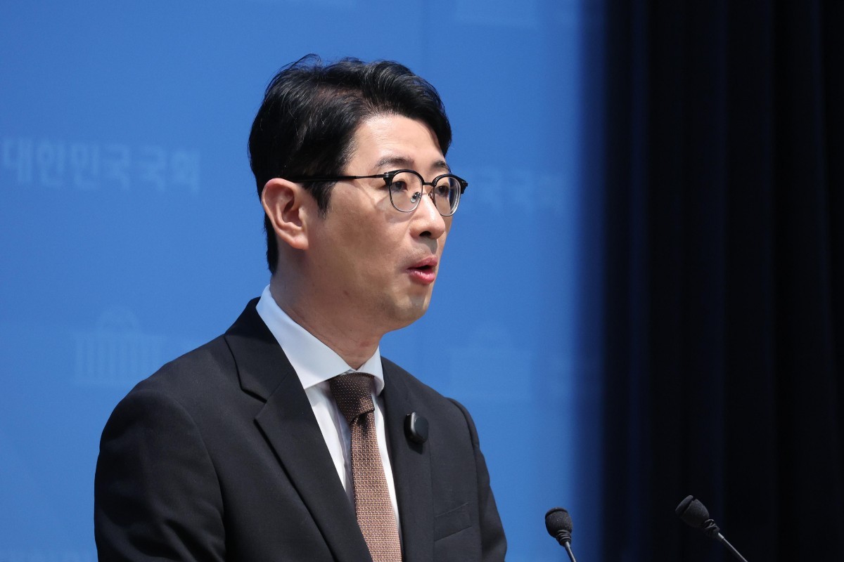 주진우 국민의힘 의원이 13일 서울 여의도 국회 소통관에서 이재명 대통령에 대한 '골프 특검법' 발의 기자회견을 하고 있다.  / 뉴스1