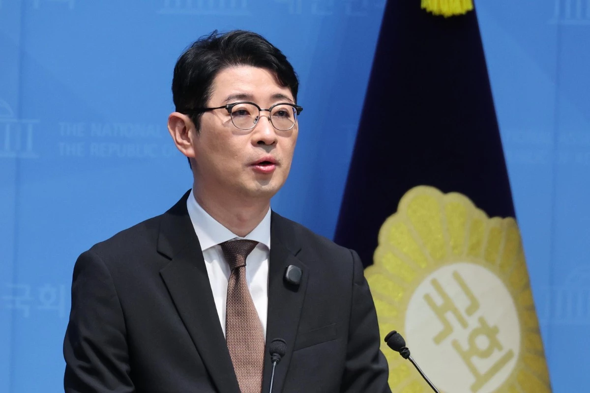 주진우 국민의힘 의원이 13일 서울 여의도 국회 소통관에서 이재명 대통령에 대한 '골프 특검법' 발의 기자회견을 하고 있다. / 뉴스1