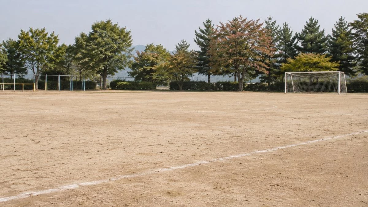 담임이 학기 중 교체되면 새로운 교사는 학급의 기존 상황과 학생들의 특성을 다시 파악해야 한다. 학생들 역시 새 담임과 관계를 형성하는 과정을 거쳐야 한다. / 기사 이해를 돕기 위해 AI로 제작한 자료 이미지로, 기사 내용과 무관합니다.