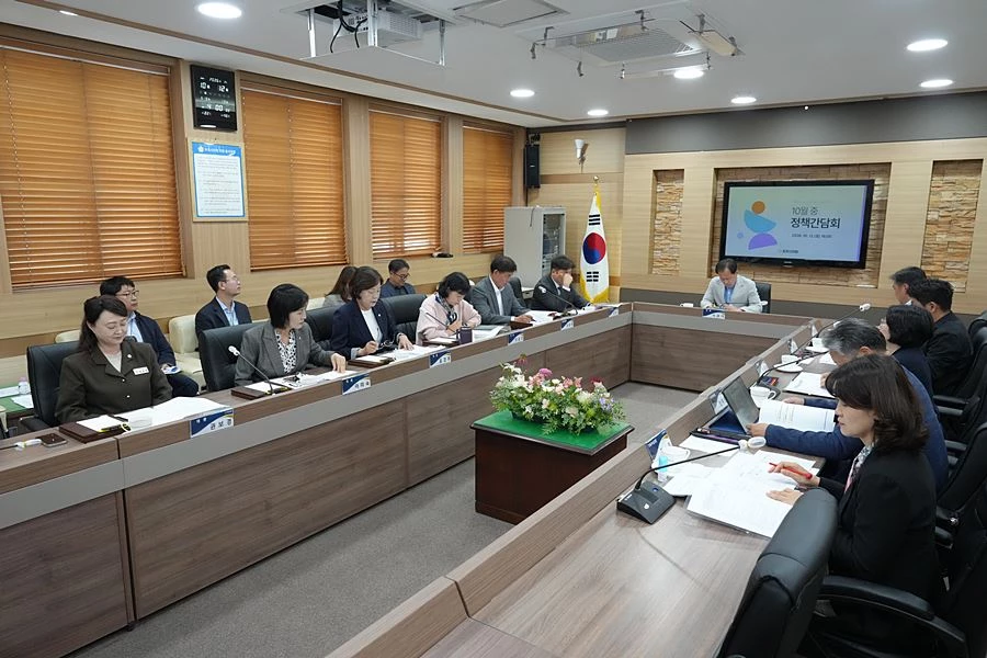 '교육부터 도시개발까지' 포천시의회, 10월 정책간담회서 현안 집중 점검
