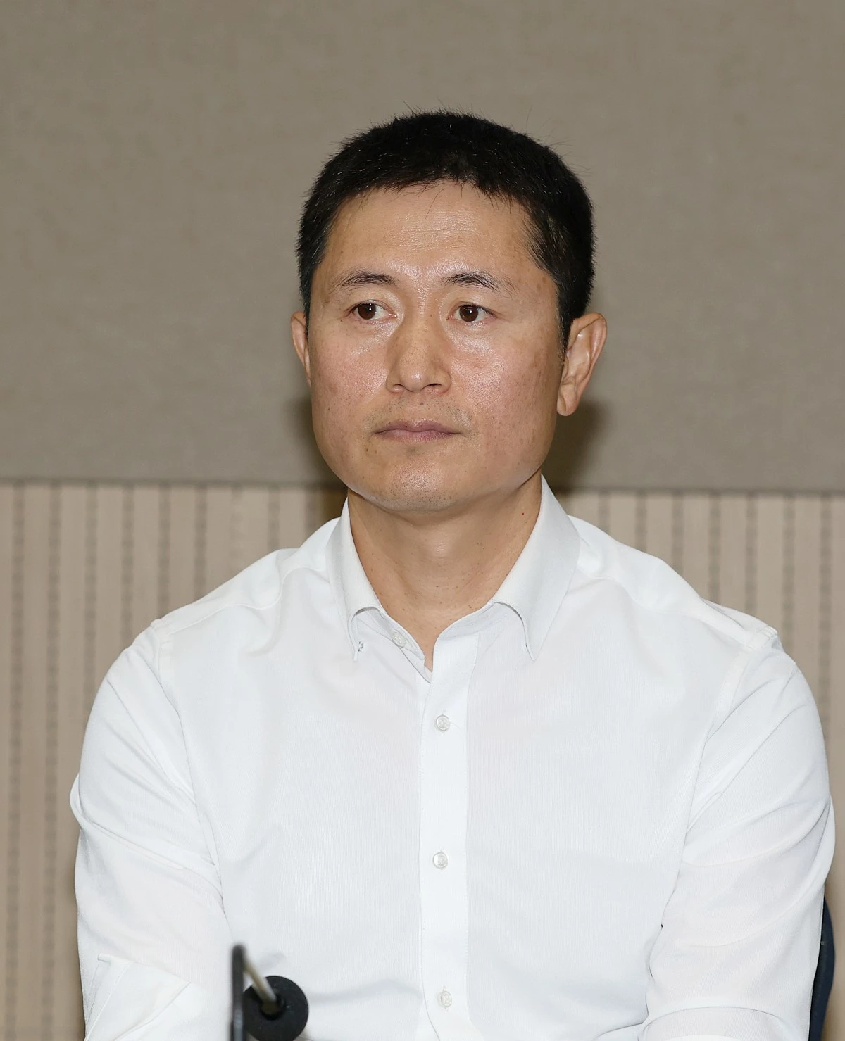 이영표 해설위원이 지난 7월 서울 송파구 올림픽파크텔에서 열린 'K-축구혁신위원회' 출범식에 참석해 있다. / 뉴스1