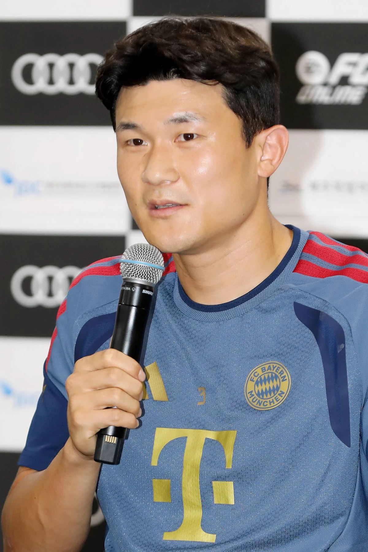 FC 바이에른 뮌헨 김민재가 지난 8월 제주 서귀포시 법환동 제주월드컵경기장에서 열린 '아우디 풋볼 서밋 2026 제주SK FC vs FC 바이에른 뮌헨' 친선전 기자회견에서 취재진의 질문에 답변하고 있다. / 뉴스1