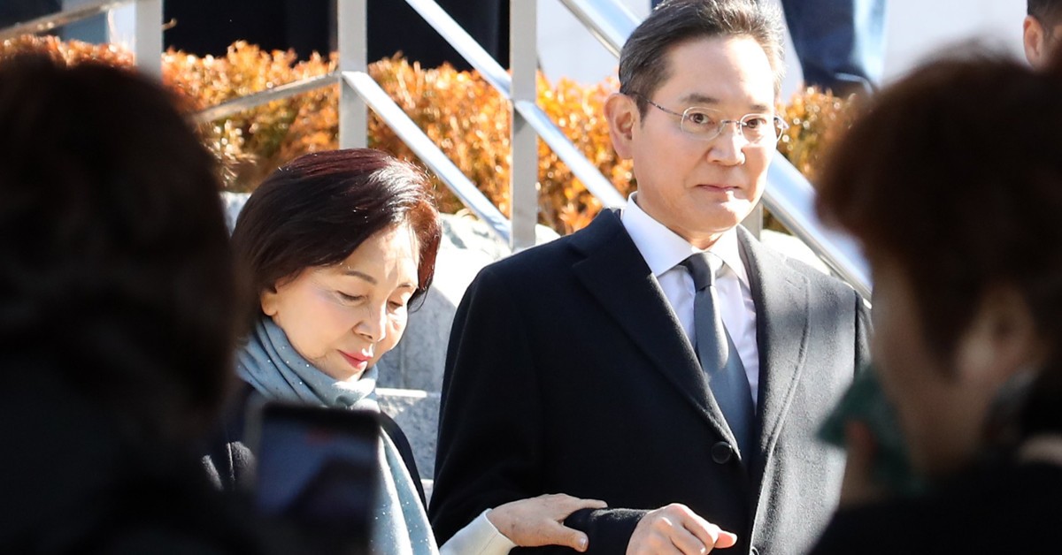 홍라희 관장, 이재용 회장에 삼성전자 지분 증여, 규모는?