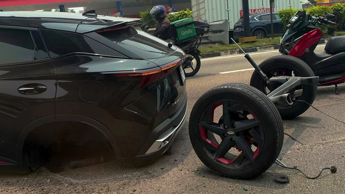 체리자동차 오모다 5의 후륜 차축이 통째로 떨어져 나갔다. / 스레드 캡처