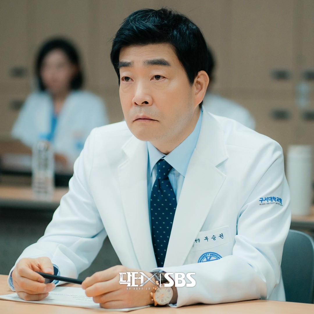 '닥터X: 하얀 마피아의 시대' 스틸컷. / SBS