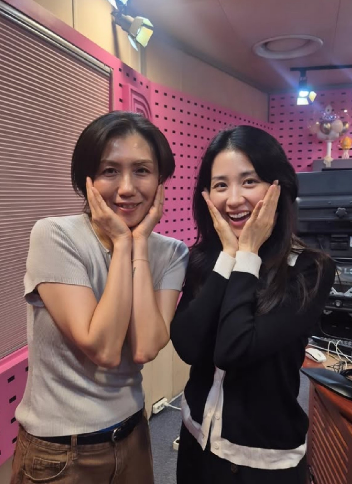 김초희 감독과 박하선. / '박하선의 씨네타운' 공식 SNS