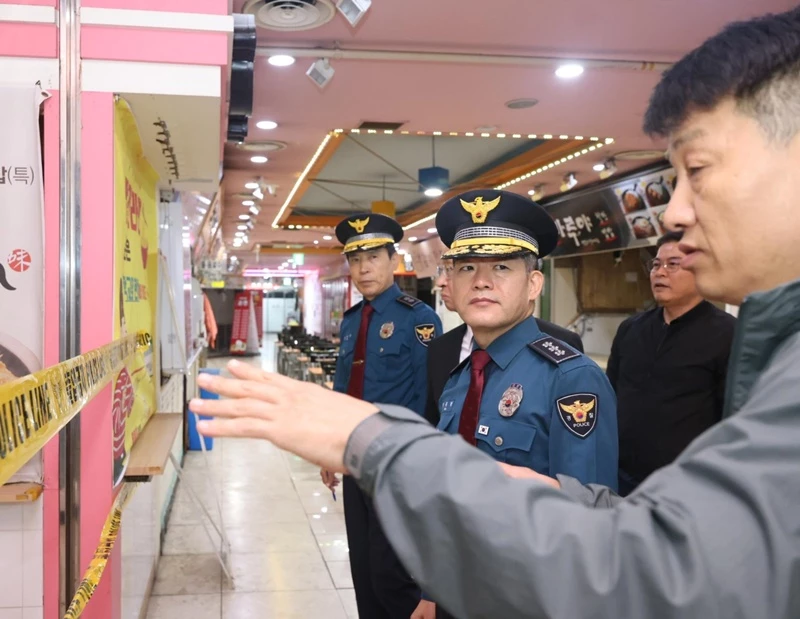 인천 흉기 난동 현장 찾은 경찰청장 직무대행