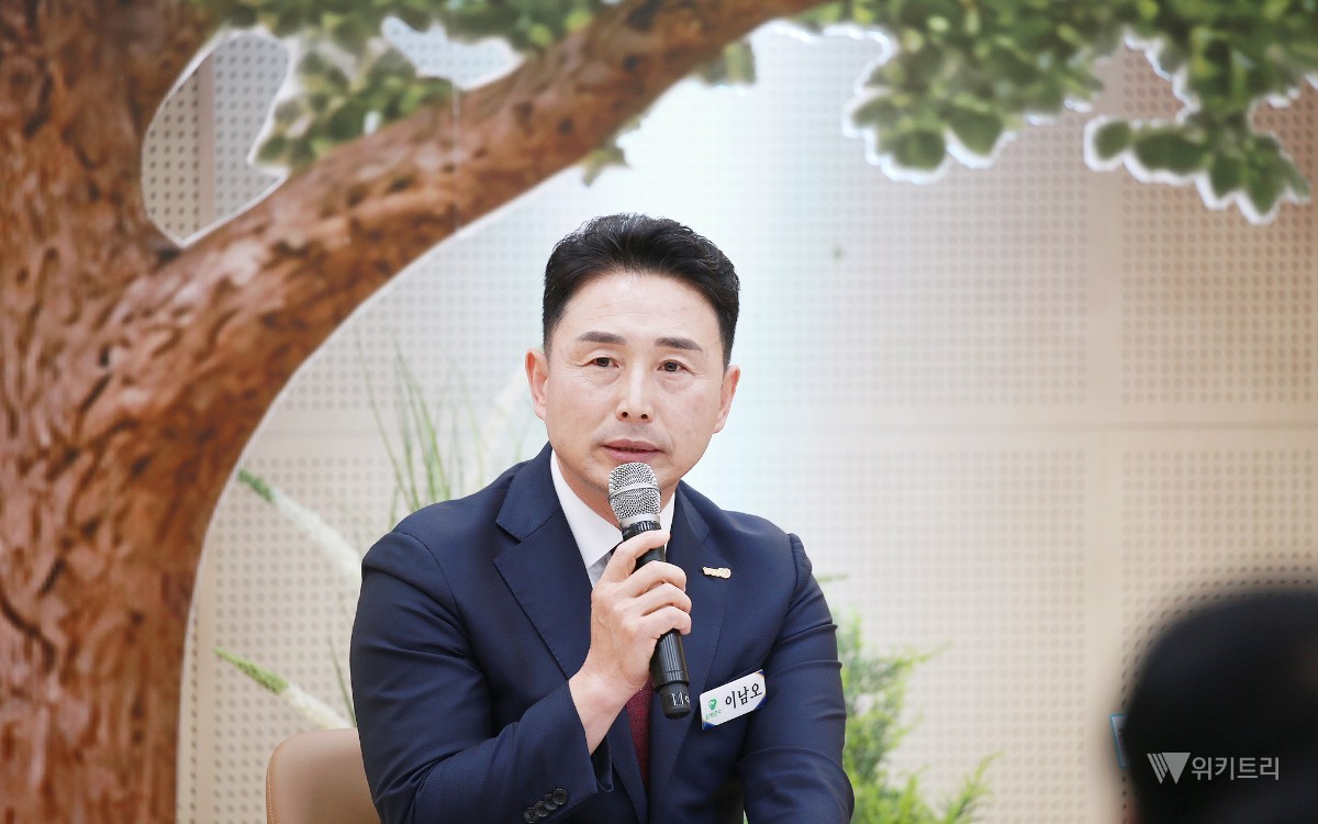 이남오 함평군수 민선 9기 100일, 100인의 군민과 미래를 스케치하다
