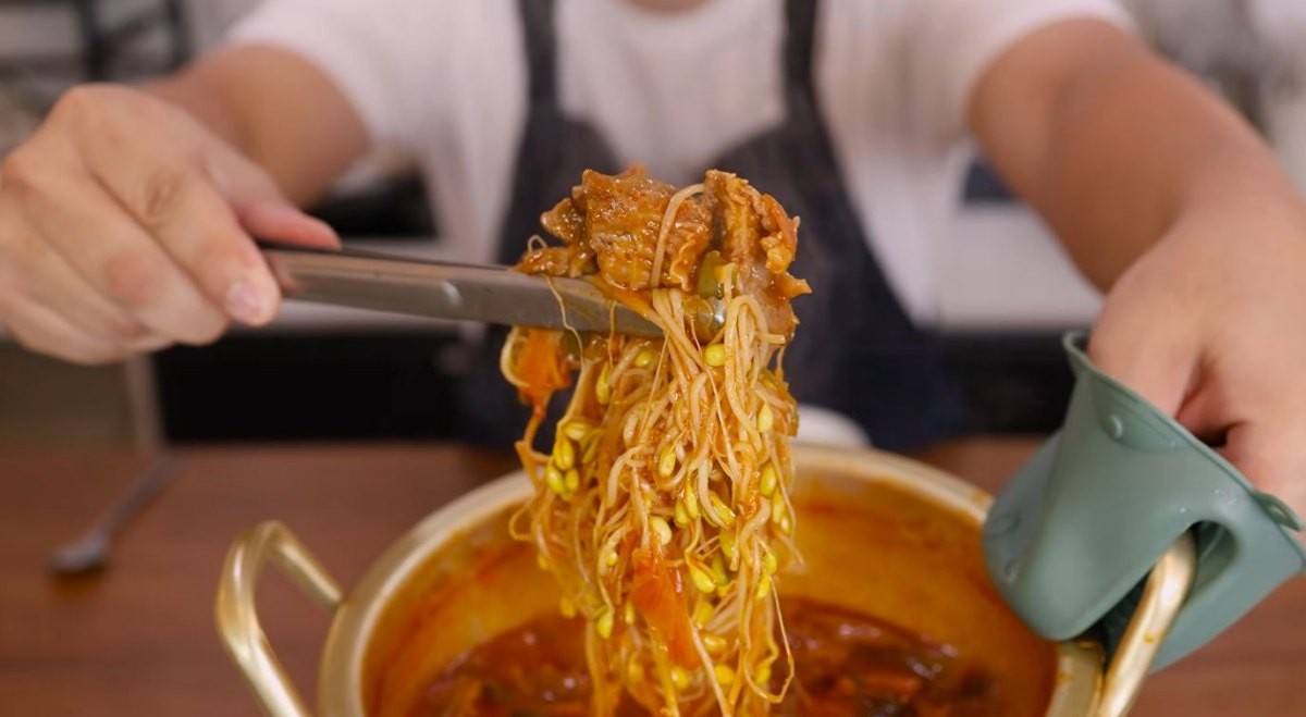 매운틈새갈매기찜. / 유튜브 '찬밥식당'