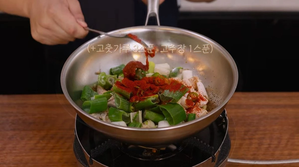 생생우동닭갈비. / 유튜브 '찬밥식당'