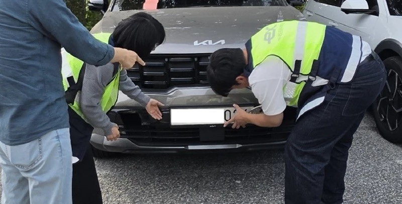 대전시 자동차세·과태료 체납 차량 합동단속하는 모습/사진=대전시