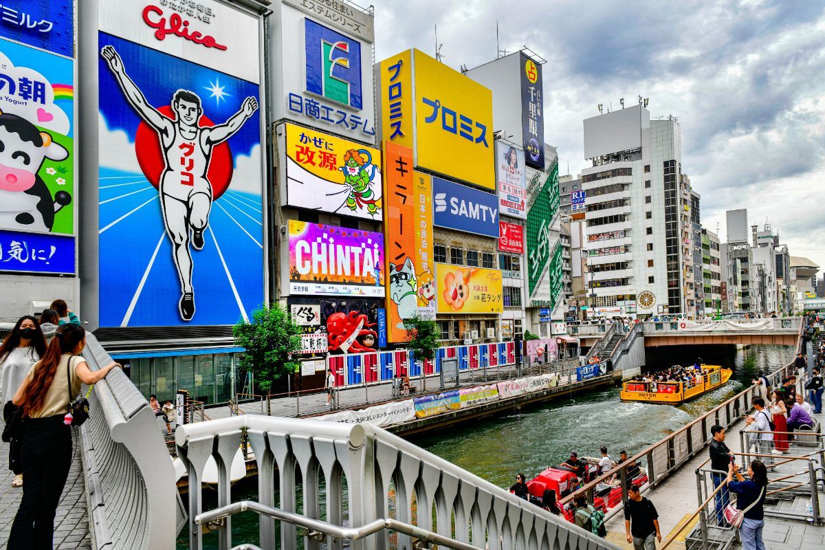 오사카 명물 글로코상 간판. / Cristi Croitoru-shutterstock.com