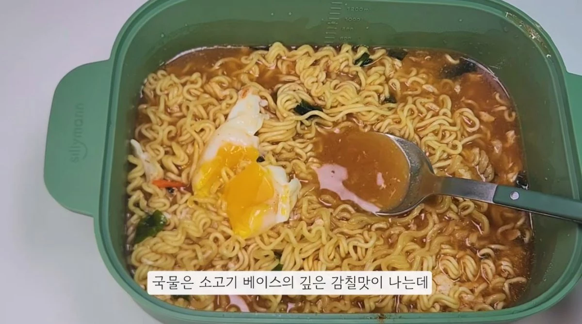 유튜브 '렌지쉐프 | 전자레인지 요리 맛집 🍽'