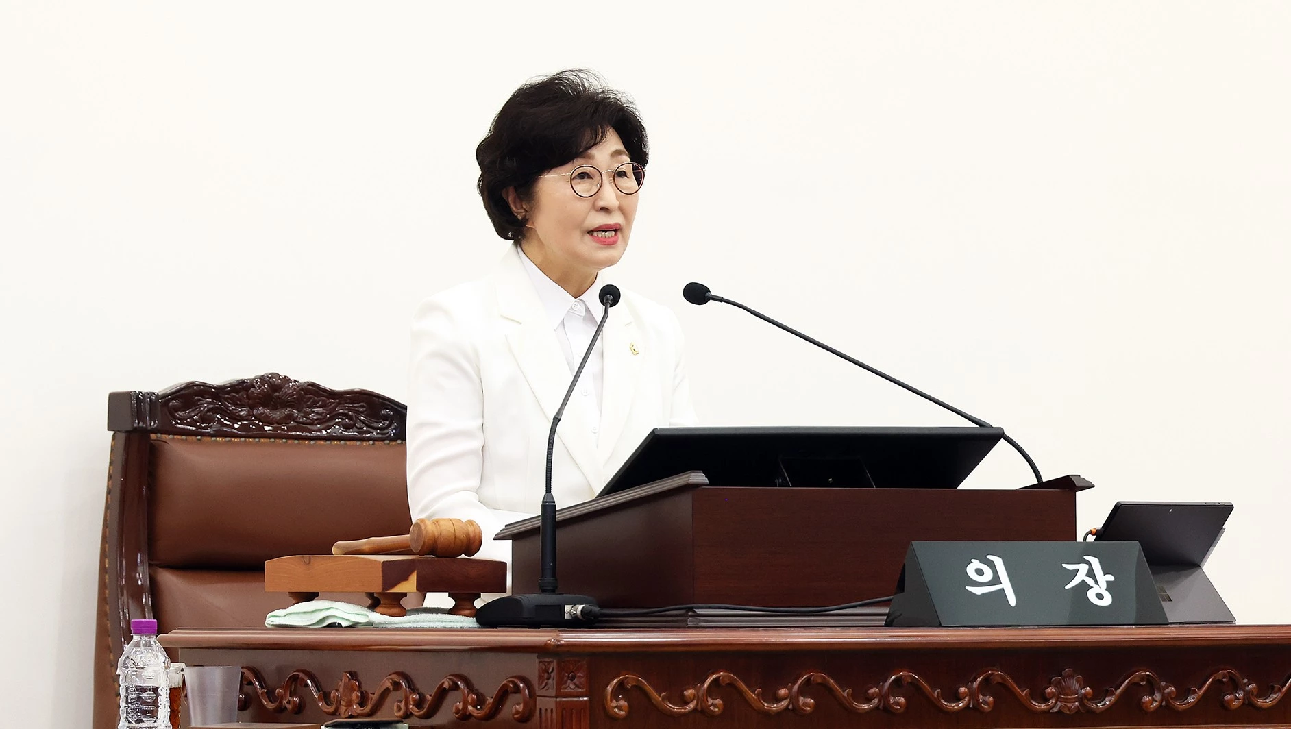 최옥술 대전 유성구의회 의장이 16일 제289회 임시회 제1차 본회의를 진행하고 있다./사진=유성구의회