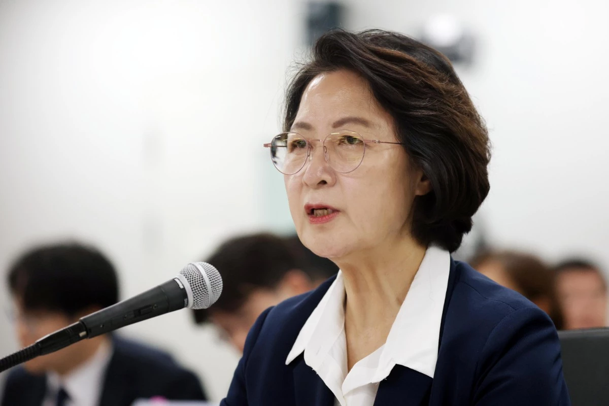 추미애 경기도지사가 13일 경기 수원시 영통구 경기도청에서 열린 국회 행정안전위원회의 경기도에 대한 국정감사에서 의원 질의에 답하고 있다. / 뉴스1