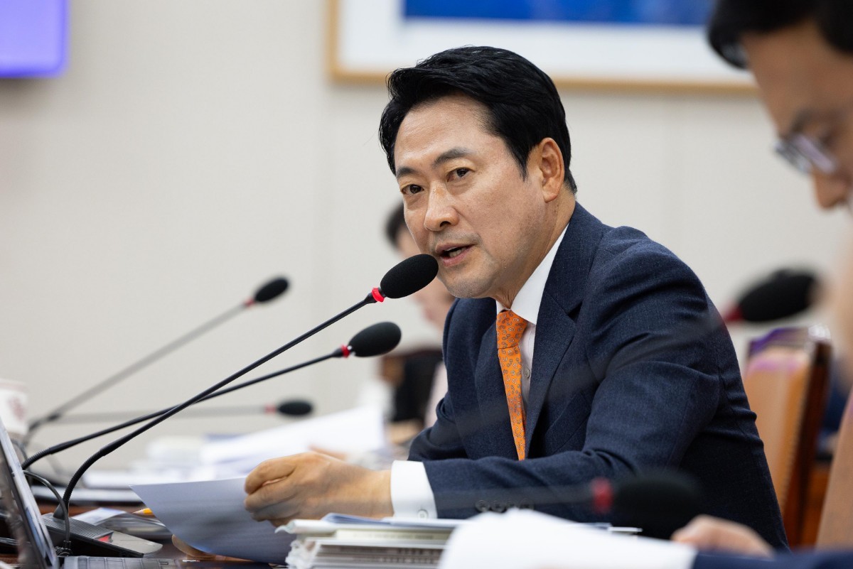 "이 대통령 빨리 감옥 가게 해줘야"
