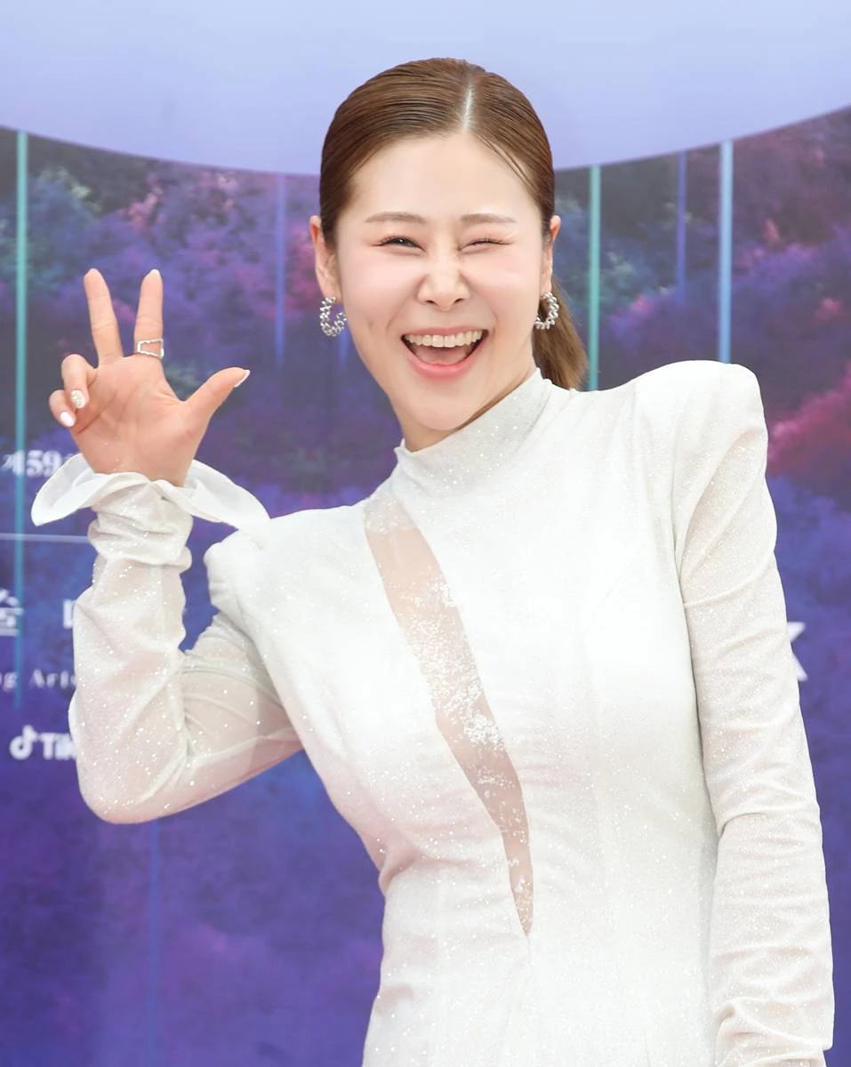 개그우먼 박세미가 2023년 4월 28일 오후 인천 파라다이스시티에서 열린 '제59회 백상예술대상'에서 포즈를 취하고 있다 / 뉴스1