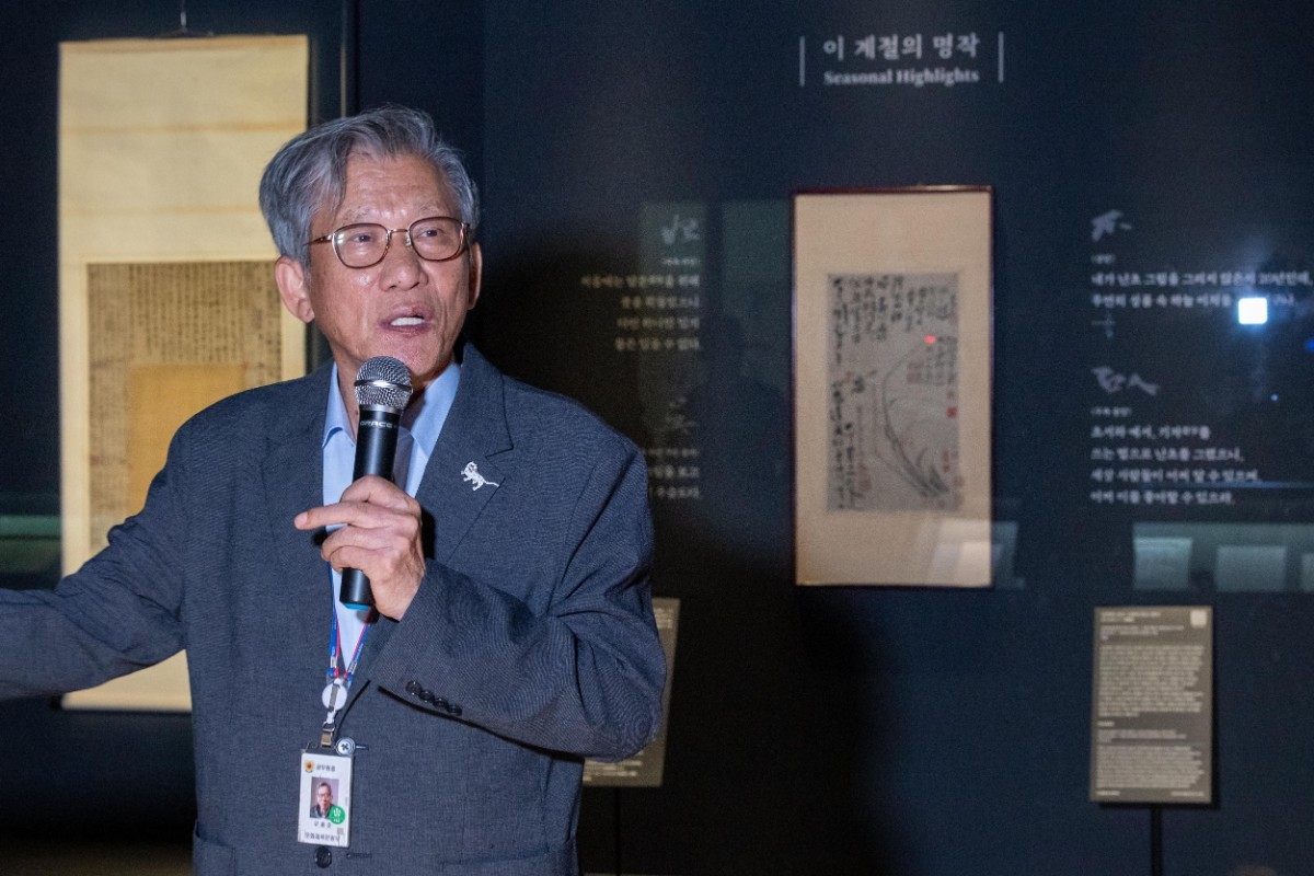 '나의 문화유산답사기' 유홍준 둘러싼 논란 일파만파... 유홍준 부인 문제까지