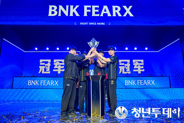 BNK FEARX, DCGI서 TEAM WE 3대 1 꺾고 2년 연속 국제대회 우승 차지