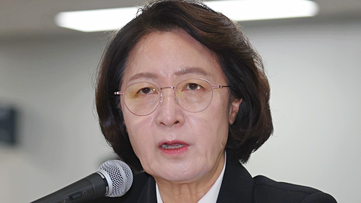 추미애 경기도지사가 지난 19일 경기 수원시 영통구 경기도청에서 열린 국회 국토교통위원회의 경기도에 대한 국정감사에서 의원 질의에 답하고 있다. / 뉴스1
